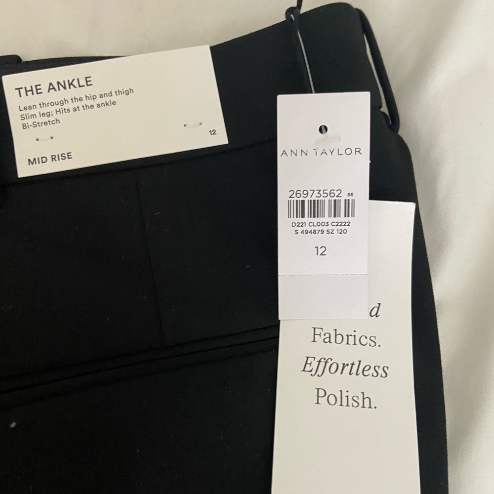 Ann Taylor Pants Women's size 12 Black NWT